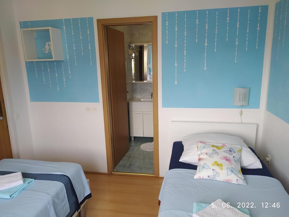 Apartment Sara Novi Vinodolski Eksteriør bilde